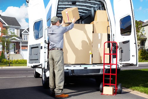 Packing and loading service for homes in Merton